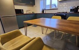 Apartament semidecomandat cu 3 camere, 61 mp utili, parcare, zona Terra