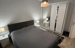 Apartament semidecomandat cu 3 camere, 61 mp utili, parcare, zona Terra