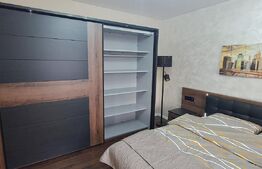 Apartament cu 3 camere, etaj 1/4, zona Sportului, cu parcare 
