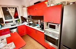 Apartament de vanzare, cu 2 camere, decomandat, etaj 7/8, zona Avantgarden 