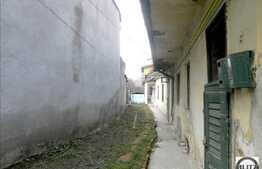 De vanzare casa in curte comuna 2 proprietari, zona Spitalului Stanca