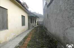 De vanzare casa in curte comuna 2 proprietari, zona Spitalului Stanca