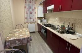 Apartament 2 camere, decomandat, 51 mp, parcare, zona Vivo!