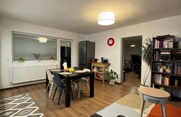 Apartament 3 camere, 64 mp, decomandat, parcare, geam la baie, Eroilor