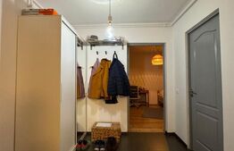 Apartament 3 camere, 64 mp, decomandat, parcare, geam la baie, Eroilor