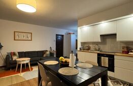 Apartament 3 camere, 64 mp, decomandat, parcare, geam la baie, Eroilor