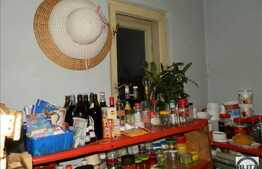 Casa individuala de vanzare, 100 mp utili, 900 mp teren, zona linistita!