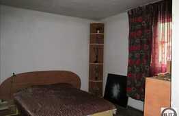 Vanzare casa individuala, 65 mp, 390 mp teren, zona linistita