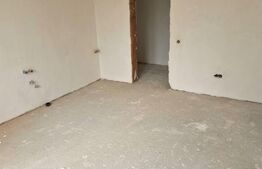 Blitz – Casă nouă semifinisată de vânzare Baciu, 5 camere, 240 mp !