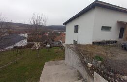 Oportunitate ! Casa individuala 240 mp utili , panorama, zona centrala Baciu !