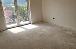 Blitz – Casă nouă semifinisată de vânzare Baciu, 5 camere, 240 mp !