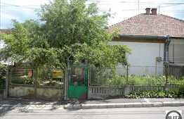 Casa demolabila cu 410 mp teren in zona Gradinii Botanice