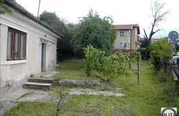 Zona Gradinii Botanice, teren 468 mp front la 2 strazi