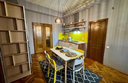 Apartament decomandat, cu 3 camere, 100 mp, 2 băi, Calea Moților