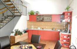 De vanzare parte din duplex 248 mp utili cu teren 283 mp