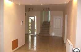 Casa individuala 300 mp utili, D+P+1E+M, imobil 2007