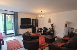 Casa cu 4 camere, instalatie fotovoltaica, acces restrictionat, zona Vivo