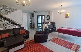 Casa cu 4 camere, instalatie fotovoltaica, acces restrictionat, zona Vivo