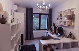 Casa cu 4 camere, instalatie fotovoltaica, acces restrictionat, zona Vivo