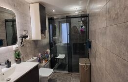 Apartament cu 3 camere, 68 mp, zona Eroilor, cu balcon inchis si parcare cu CF