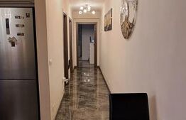 Apartament cu 3 camere, 68 mp, zona Eroilor, cu balcon inchis si parcare cu CF