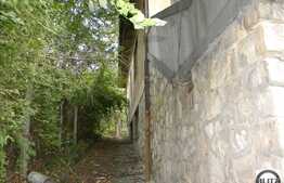 Casa renovabila sau demolabila de vanzare 268 mp utili + teren 1000 mp