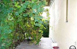 Casa renovabila sau demolabila de vanzare 268 mp utili + teren 1000 mp