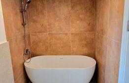 Apartament 3 camere, 67mp, la cheie 2 bai,terasa, parcare, zona Cetatii