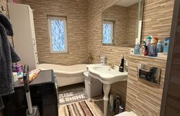 Apartament 3 camere, 64 mp, zona Teilor 