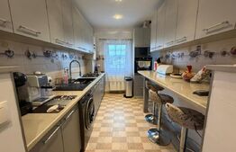 Apartament 3 camere, 64 mp, zona Teilor 