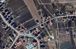 Teren construibil 4400mp + drum 8m latime 1000mp centru Corusu