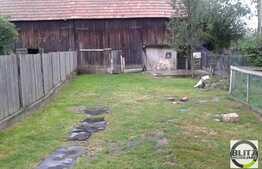 Casa de vanzare, 250 mp utili, teren 700 mp, gradina! Locatie linistita!