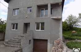 Vanzare casa individuala, 324 mp utili, 300 mp teren, zona de case si vile