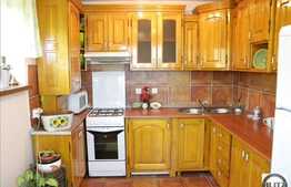 Casa de vanzare, 140 mp utili cu teren 250 mp