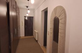 Apartament cu 2 camere, decomandat, etaj 2 din 3, zona Stejarului 