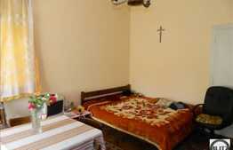 Casa de vanzare, 127 mp utili, suprafata teren 1027 mp, cart. Andrei Muresanu