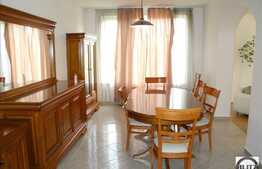 Casa cu arhitectura deosebita si priveliste unica