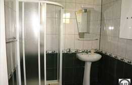 Casa cu arhitectura deosebita si priveliste unica