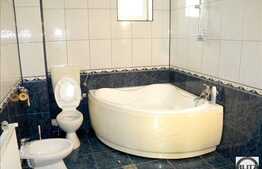 Casa cu arhitectura deosebita si priveliste unica