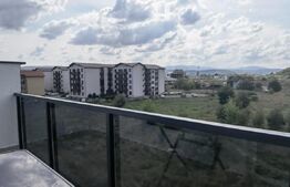 Apartament 3 camere, cochet, 50 mp, parcare, zona Tineretului 