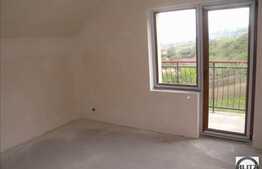 De vanzare duplex in Baciu, 170 mp utili plus 275 mp teren cu front de 20 ml