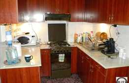 Oferta casa de vanzare 160 mp utili cu 300 mp teren