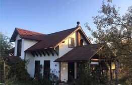 Casa individuala de vanzare, 125 mp, 2112 mp teren, în Deușu