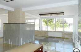 Casa de inchiriat cu 7 camere, 320 mp utili, 1500 mp teren
