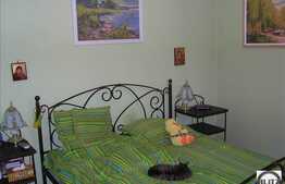 O casa cu o arhitectura deosebita ! Cocheta si eleganta !