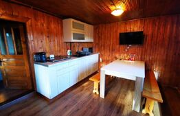 Cabana cochetă din lemn în Beliș – 3 camere, ideală pentru vacanță sau investiți