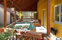 Casa individuala 280 mp utili si  803 mp gradina, zona Dambul Rotund!