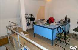 De vanzare 2 case la pret de una, in aceeasi curte cu teren 565 mp