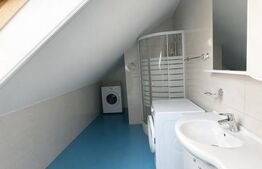 Apartament de 3 camere, semidecomandat, cu parcare subterană, în Zorilor