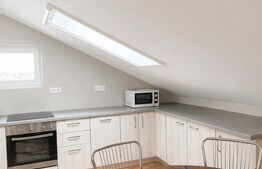 Apartament de 3 camere, semidecomandat, cu parcare subterană, în Zorilor